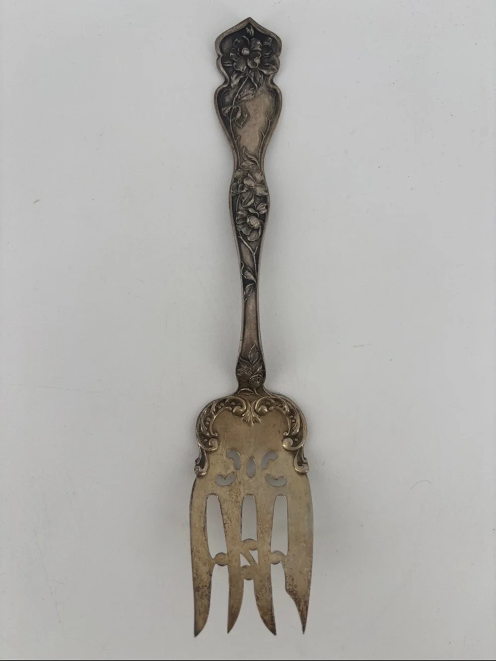 Antique 1903 sterling silver Blackington cherry blossom serving fork